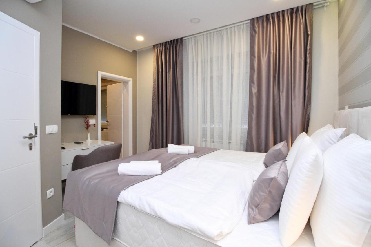 Platinum Rooms Butique Hotel Sarajevo Bagian luar foto