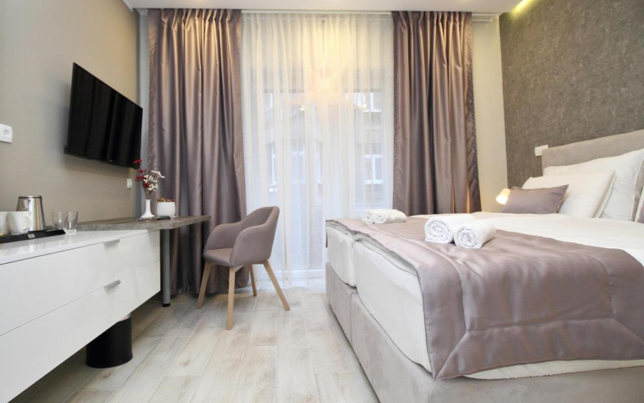 Platinum Rooms Butique Hotel Sarajevo Bagian luar foto