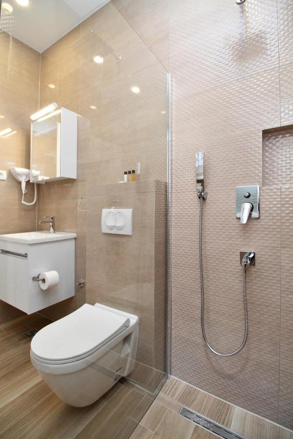 Platinum Rooms Butique Hotel Sarajevo Bagian luar foto